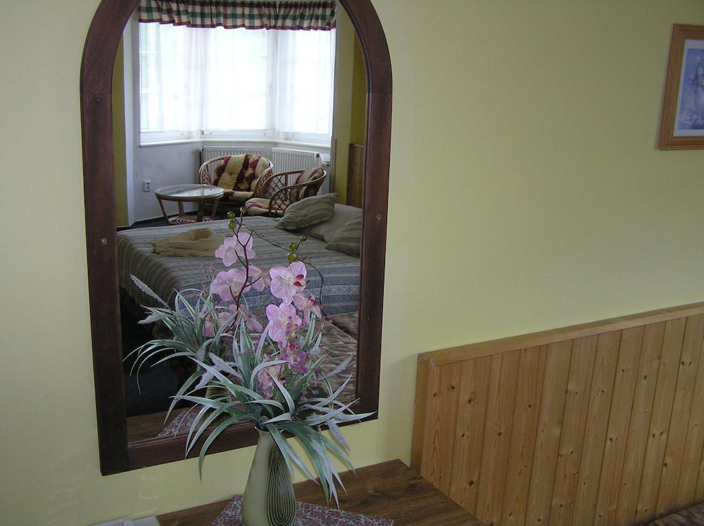 Hotel Atlas Pec pod Snezkou Quarto foto