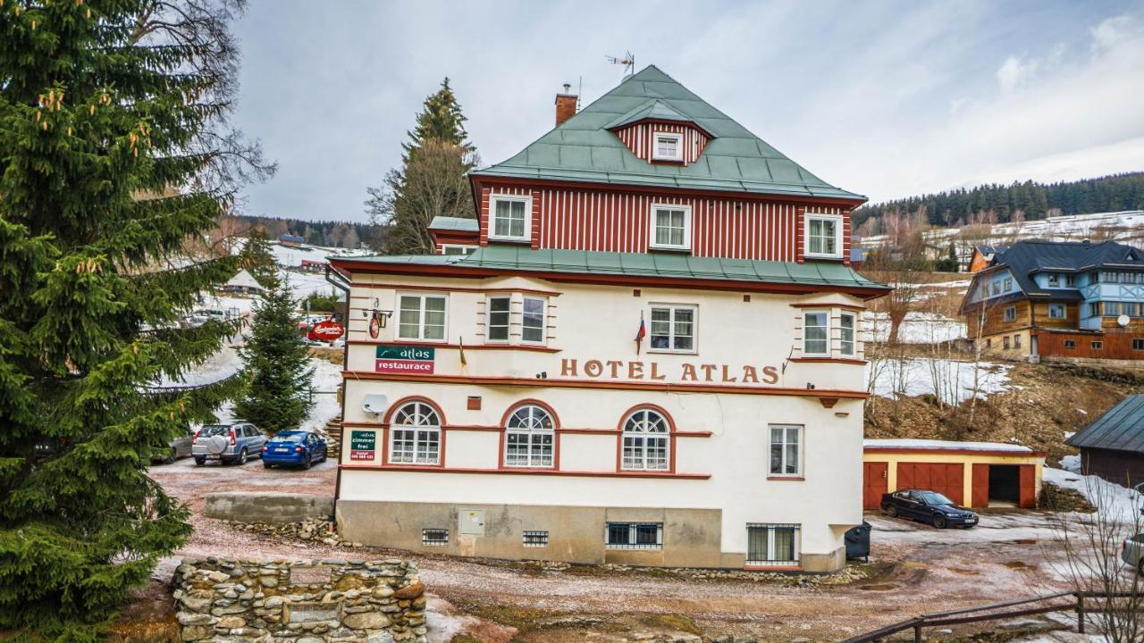 Hotel Atlas Pec pod Snezkou Exterior foto